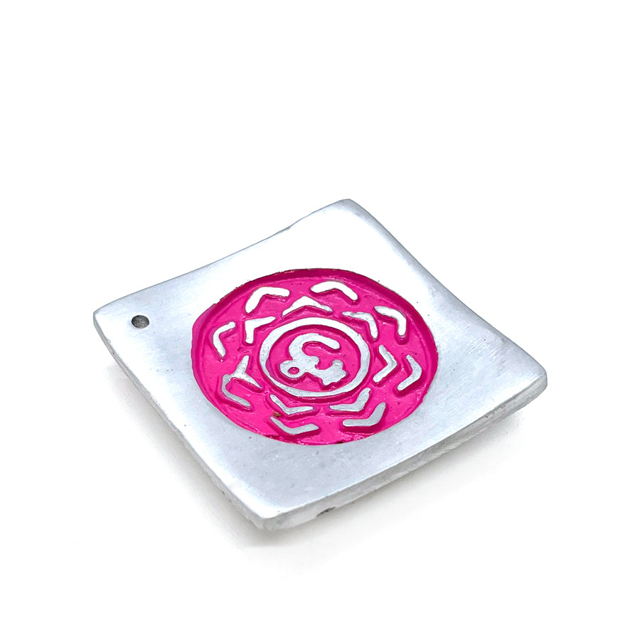 Suitsuketeline, Chakra Tiles