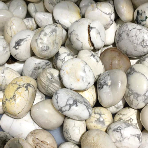 Howliitti, kristalli