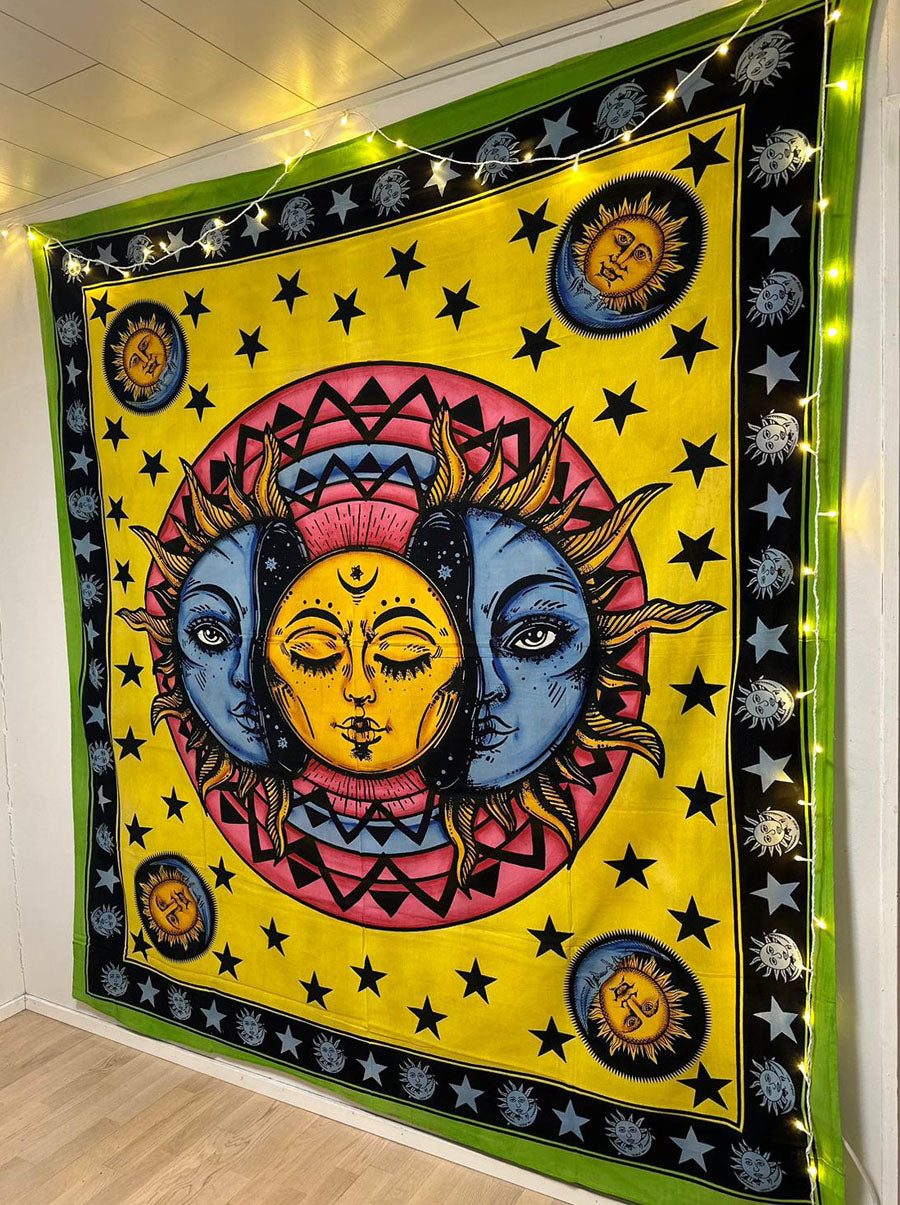 Sun & Moon, Seinäkangas Keltainen