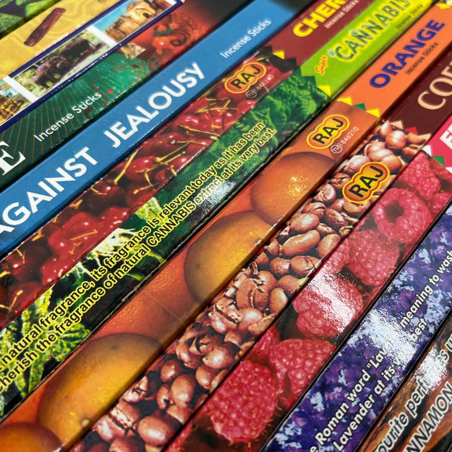 RAJ Tarjoussuitsukkeet