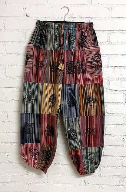 Kabirien Mysteerin Kartta -pussihousut Unisex