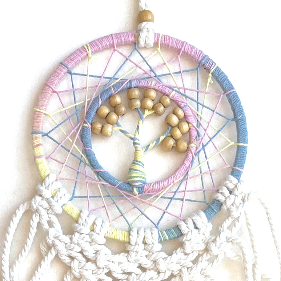 Unisieppari Makramé-helmi