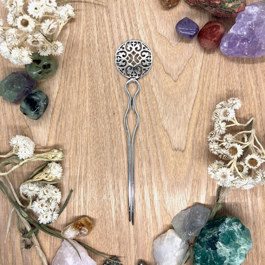 Nutturatikku 2-piikkinen, useita erilaisia