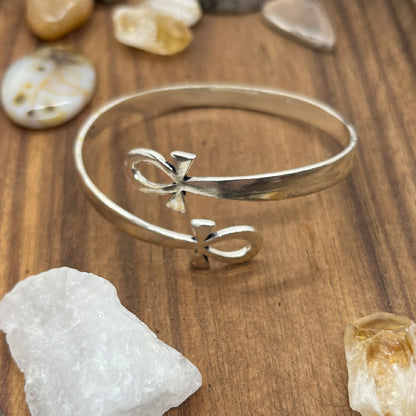 Ikuisuuden Syleily - Ankh Käsirengas