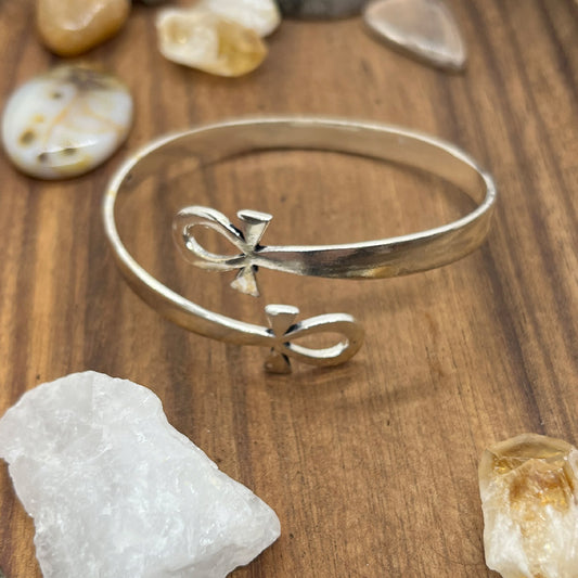 Ikuisuuden Syleily - Ankh Käsirengas