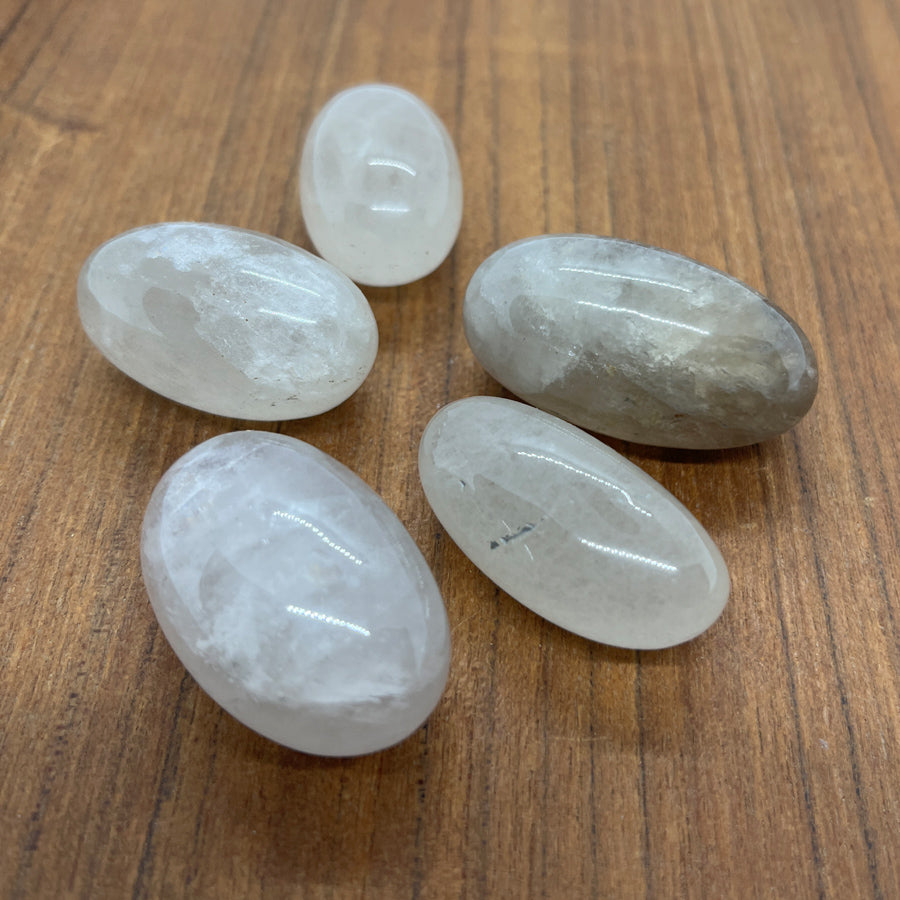 Savukvartsi, kristalli, Ovaali kämmenkivi, pieni