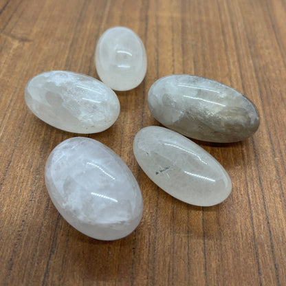 Savukvartsi, kristalli, Ovaali kämmenkivi, pieni