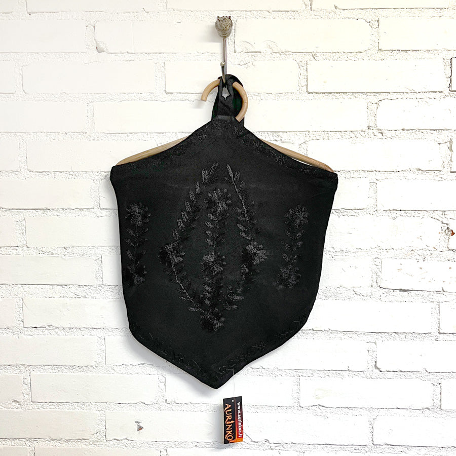 Bohemia Halterneck Toppi