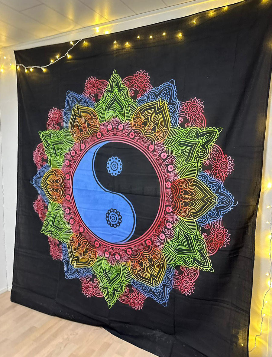 Yin Yang Mandala, Seinäkangas