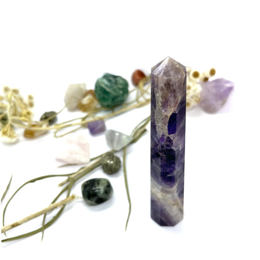 Hiottu Ametistikärki