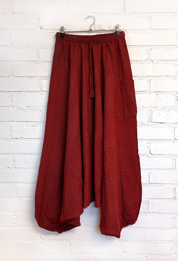 Devanin Viisauden etsimisen haaremihousut