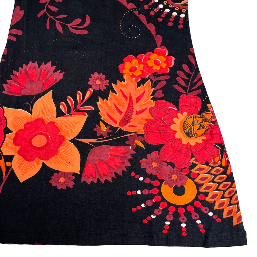 Samiran Basaarin Swing - T-paita - Minimekko