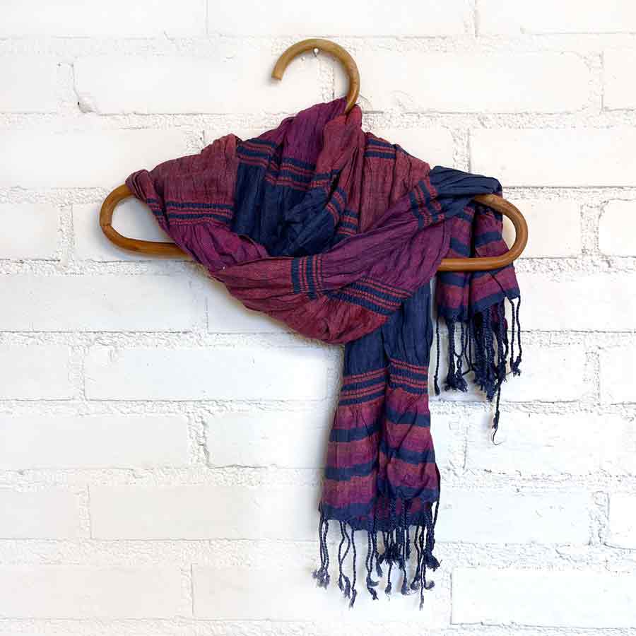 Huivi Wrinkled Wawe, Useita värejä