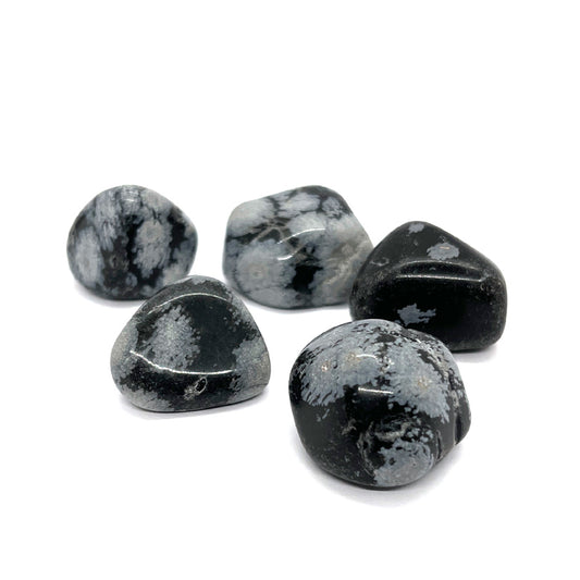 Lumihiutaleobsidiaani, energiakivi