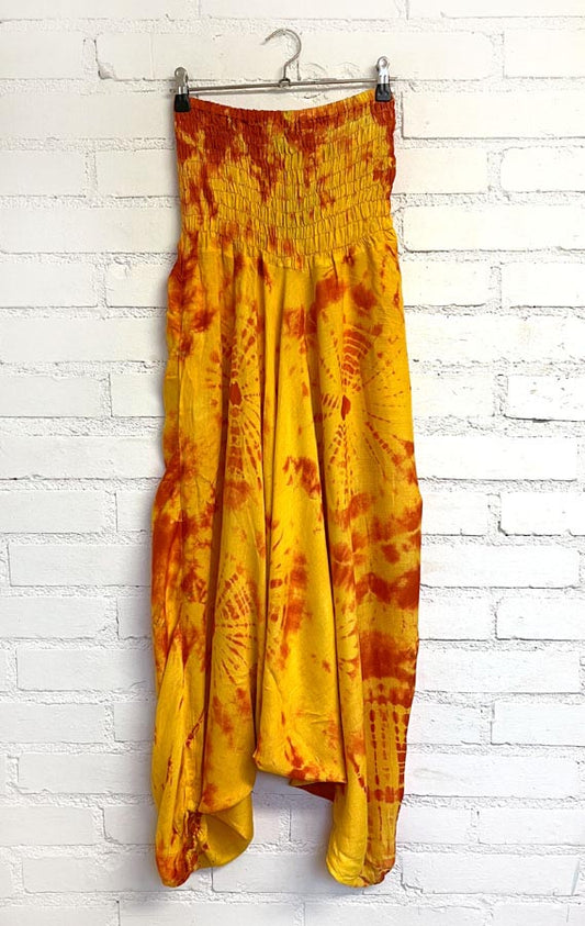 Anumin aurinkoisen päivän unelmointi – Haaremihousut