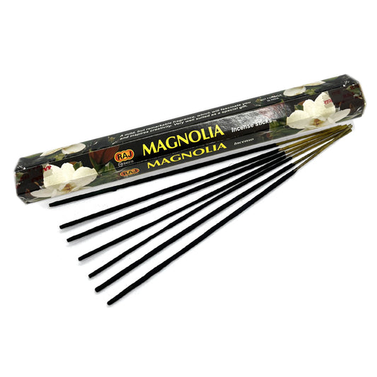 Magnolia Suitsuke, Raj