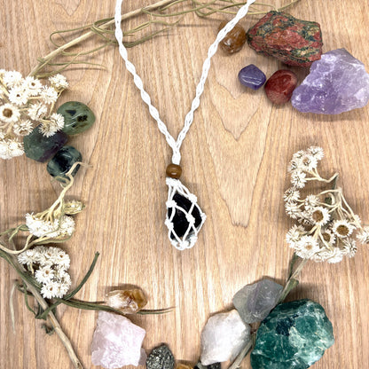 Voimakivi kaulakoru - Vaihdettava, Kiviverkko