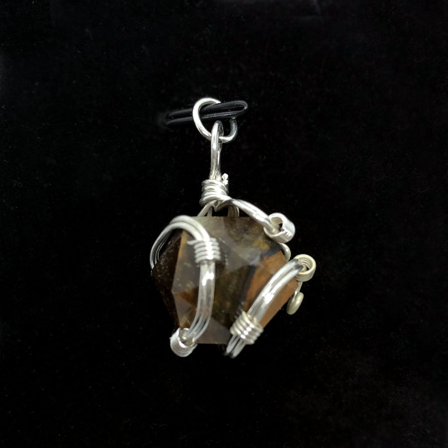 Tiikerin Voima Riipus