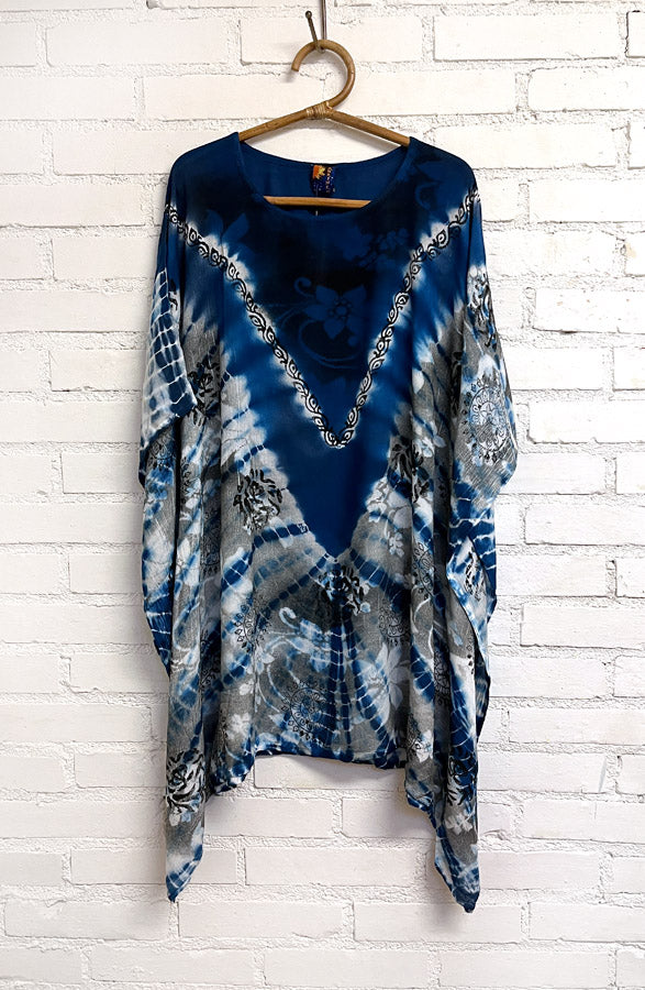 Meeran merenrannalla unelmointi – Kaftaani