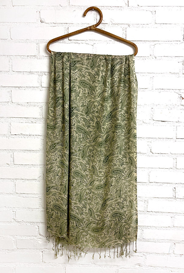 Arabian Oasis Paisley Huivi